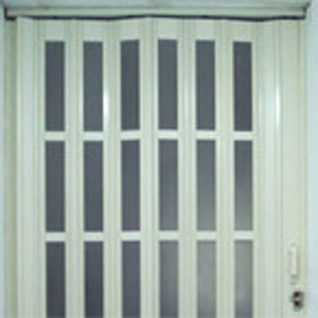 fabrica de Puerta Plegable con ventanas acrilicas